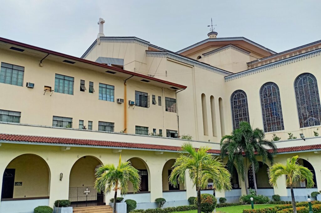 persecuted believers in the Philippines gathered after ISIS attack
