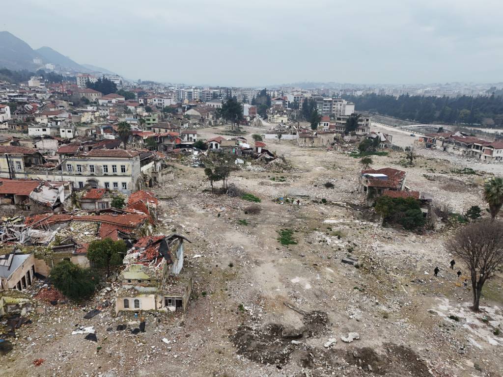 An aerial view of an area of Syria devastated by war.